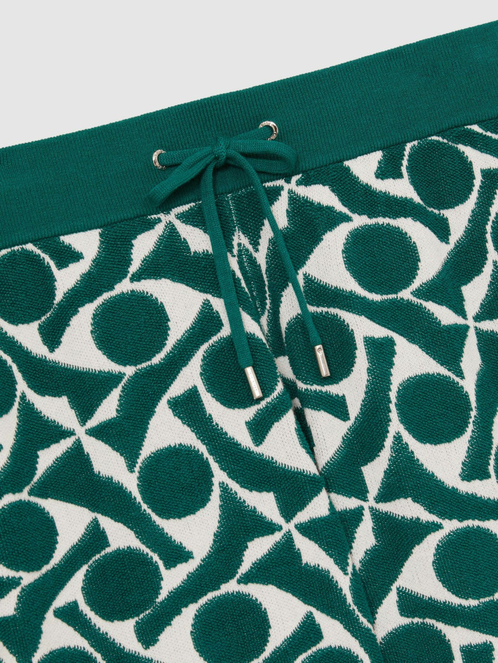 Men Abstract-Pattern Towelling Shorts in Green/White