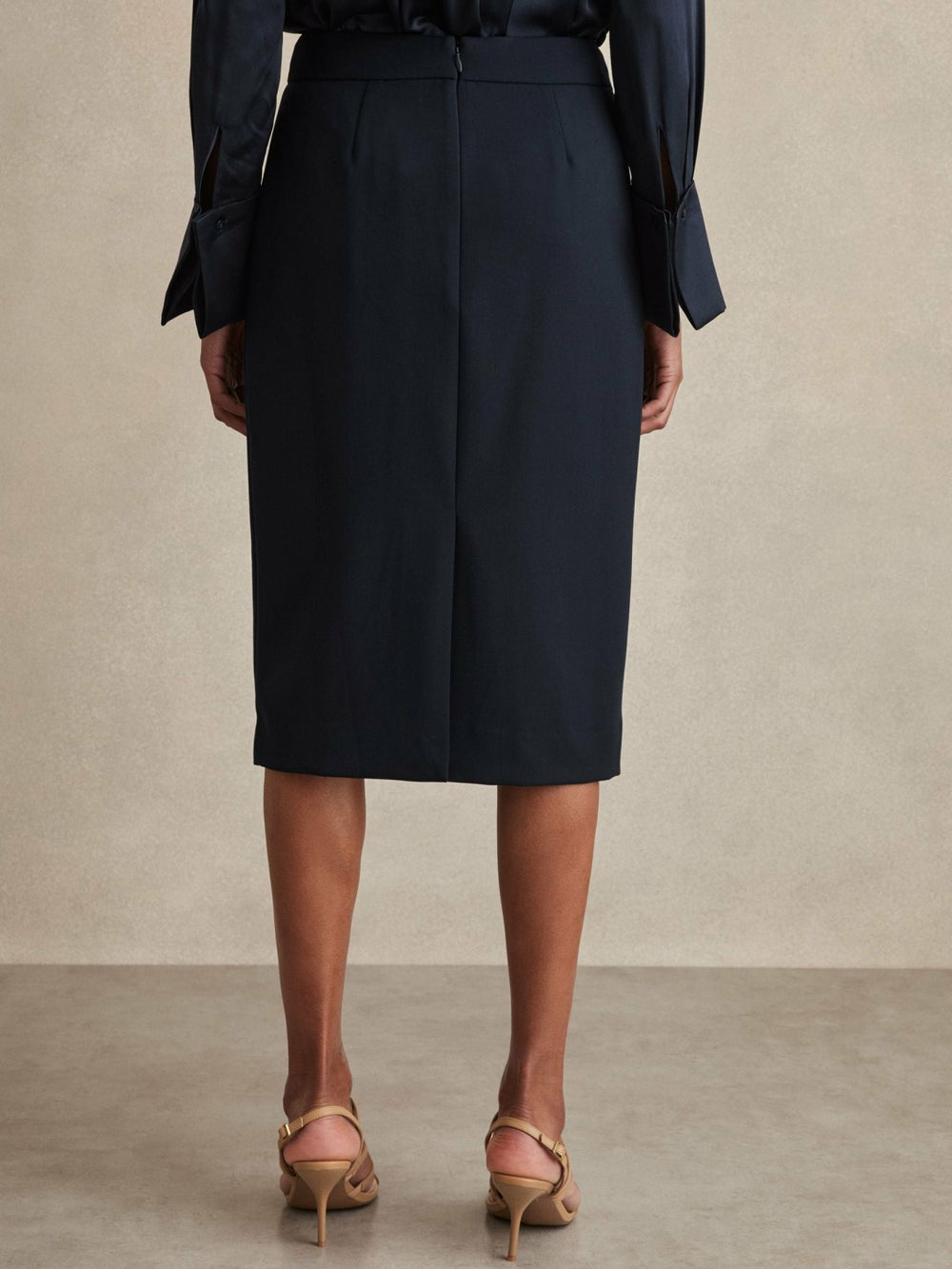 Women Petite Tailored Midi Suit Skirt in Navy
