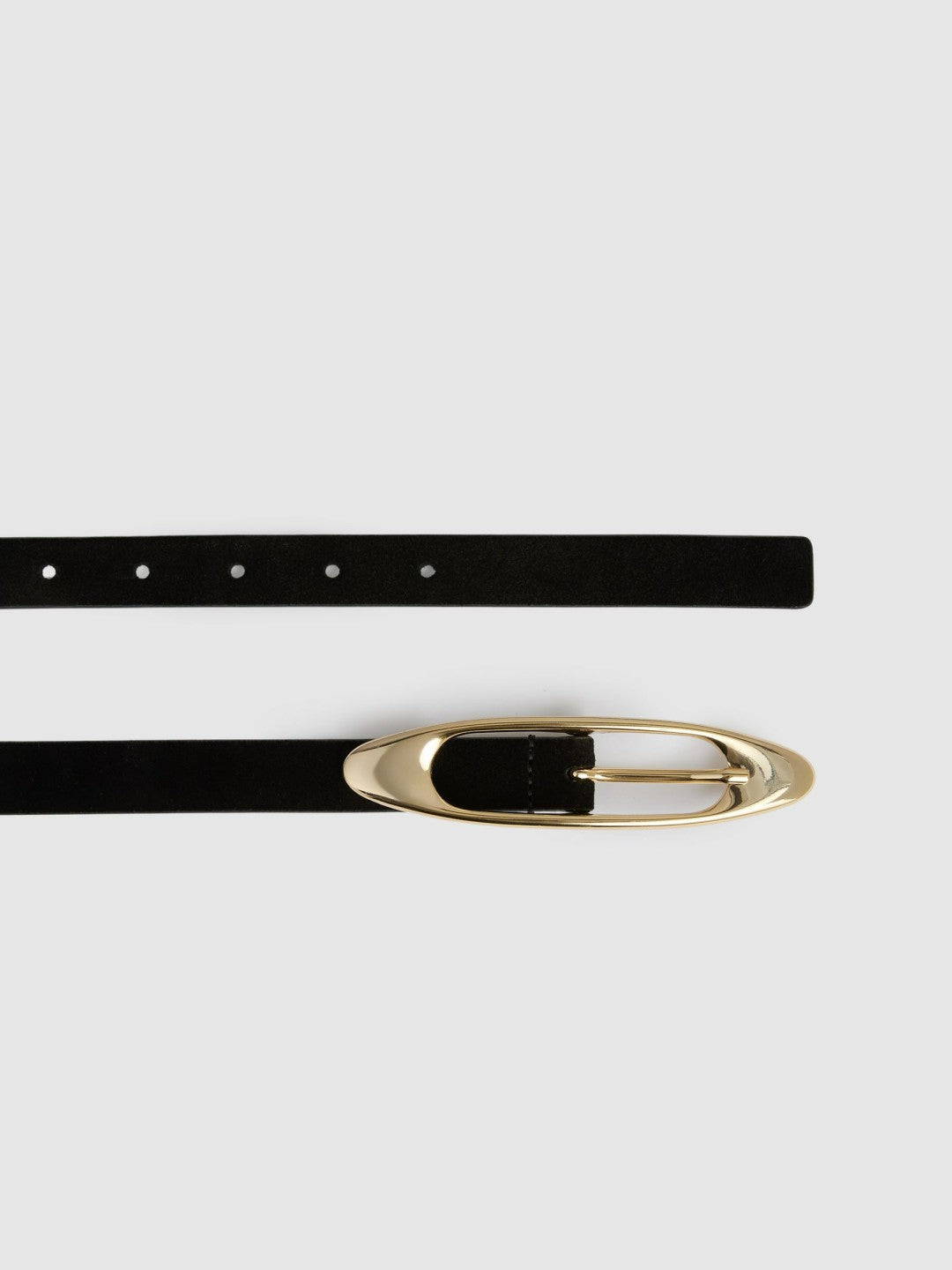 Women Leather Oval-Buckle Belt in Black