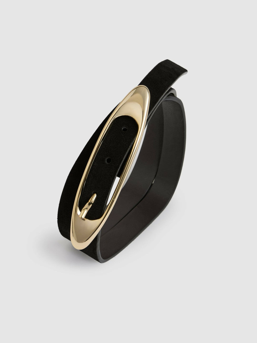 Women Leather Oval-Buckle Belt in Black