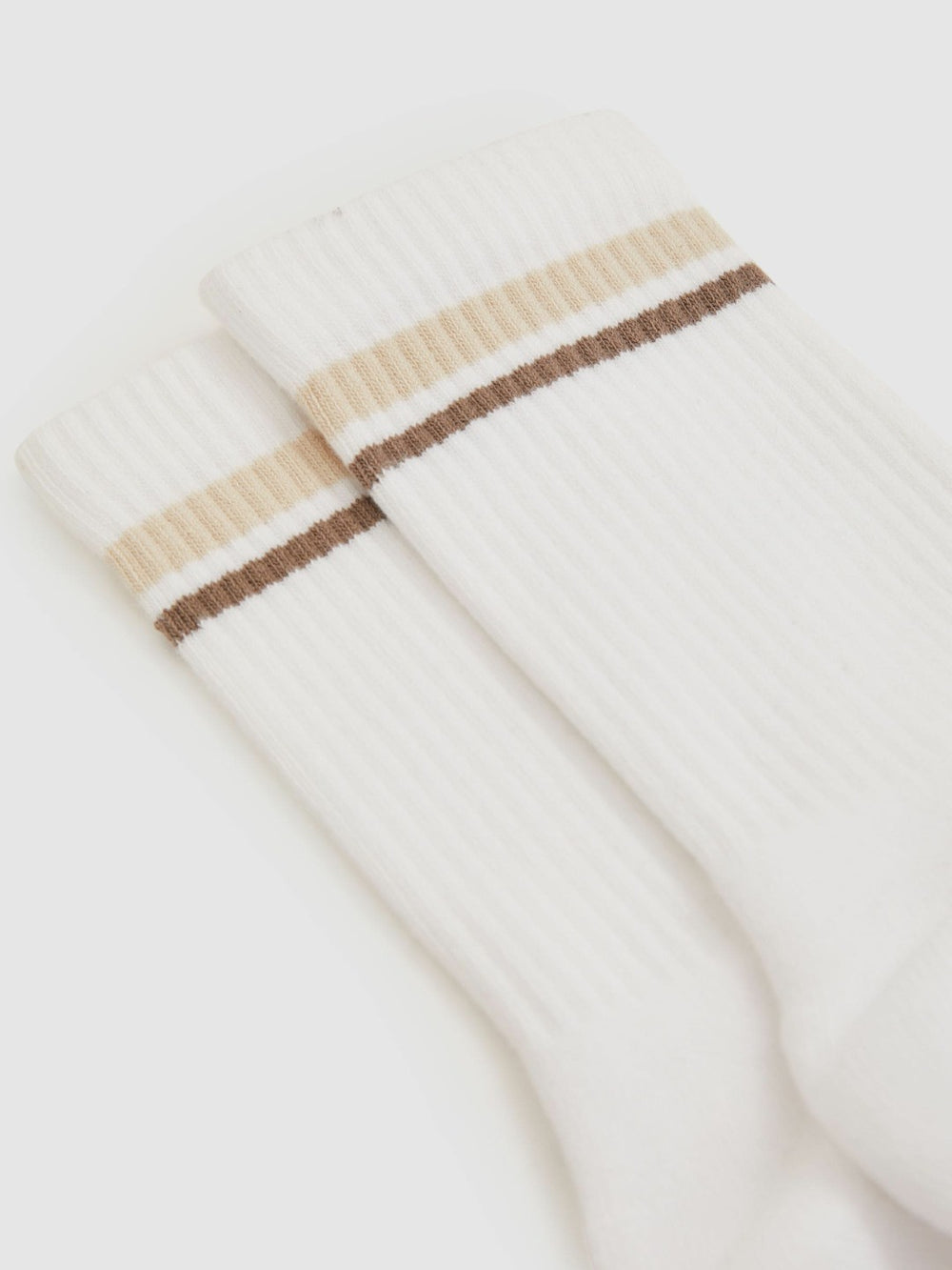 Women Cotton-Blend Striped Crew Socks in White