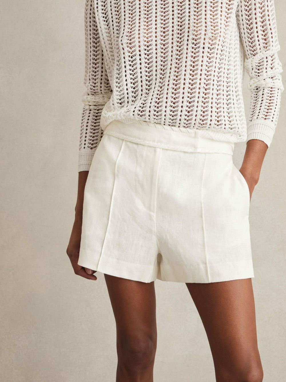 Women Linen Whipstitch Shorts in White
