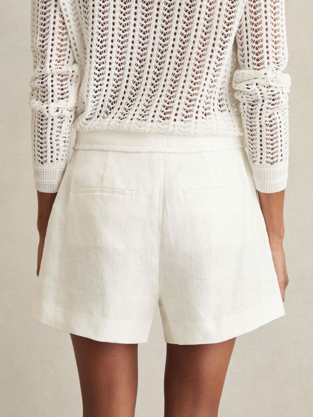 Women Linen Whipstitch Shorts in White