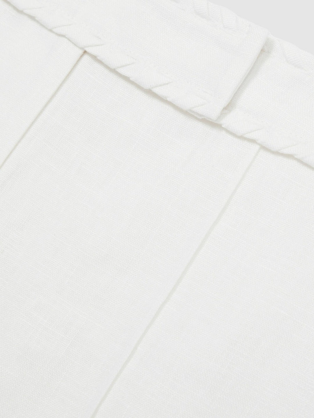 Women Linen Whipstitch Shorts in White