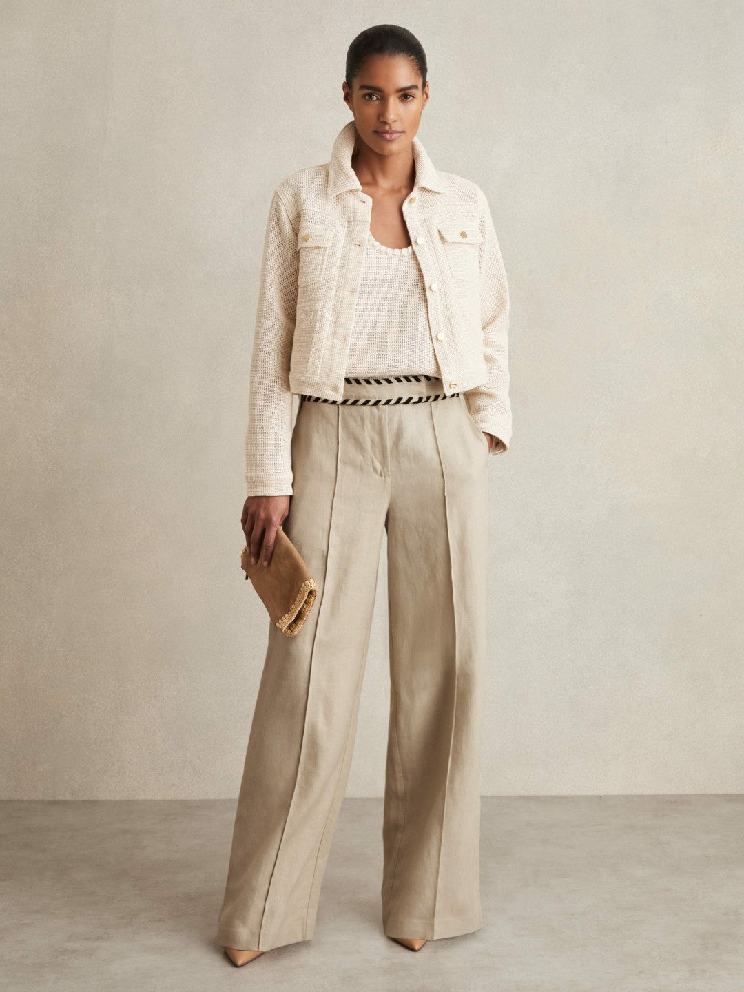 Women Linen Wide-Leg Whipstitch Trousers in Neutral