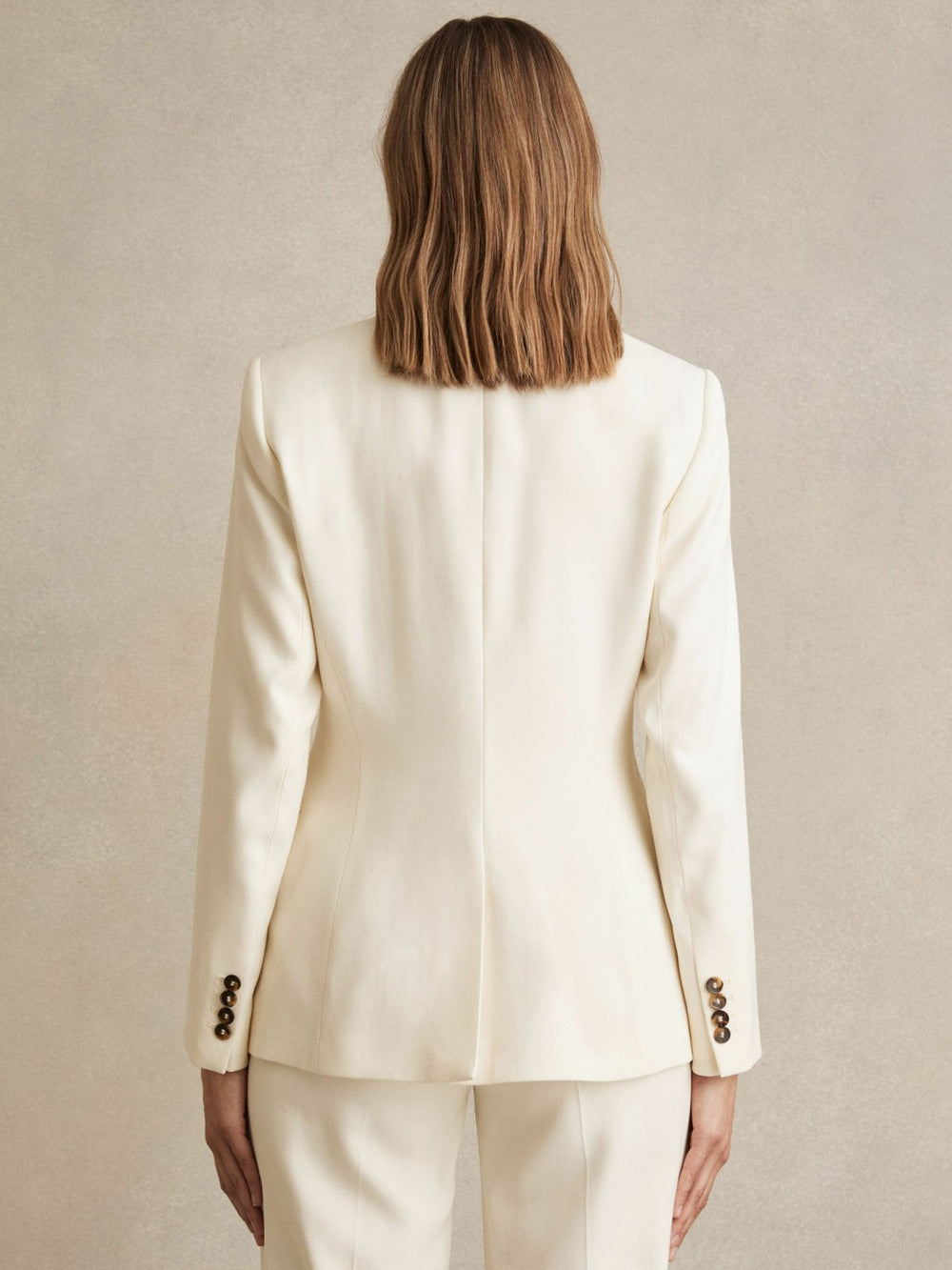 Women Single-Breasted Peak-Lapel Tailored Blazer in Cream