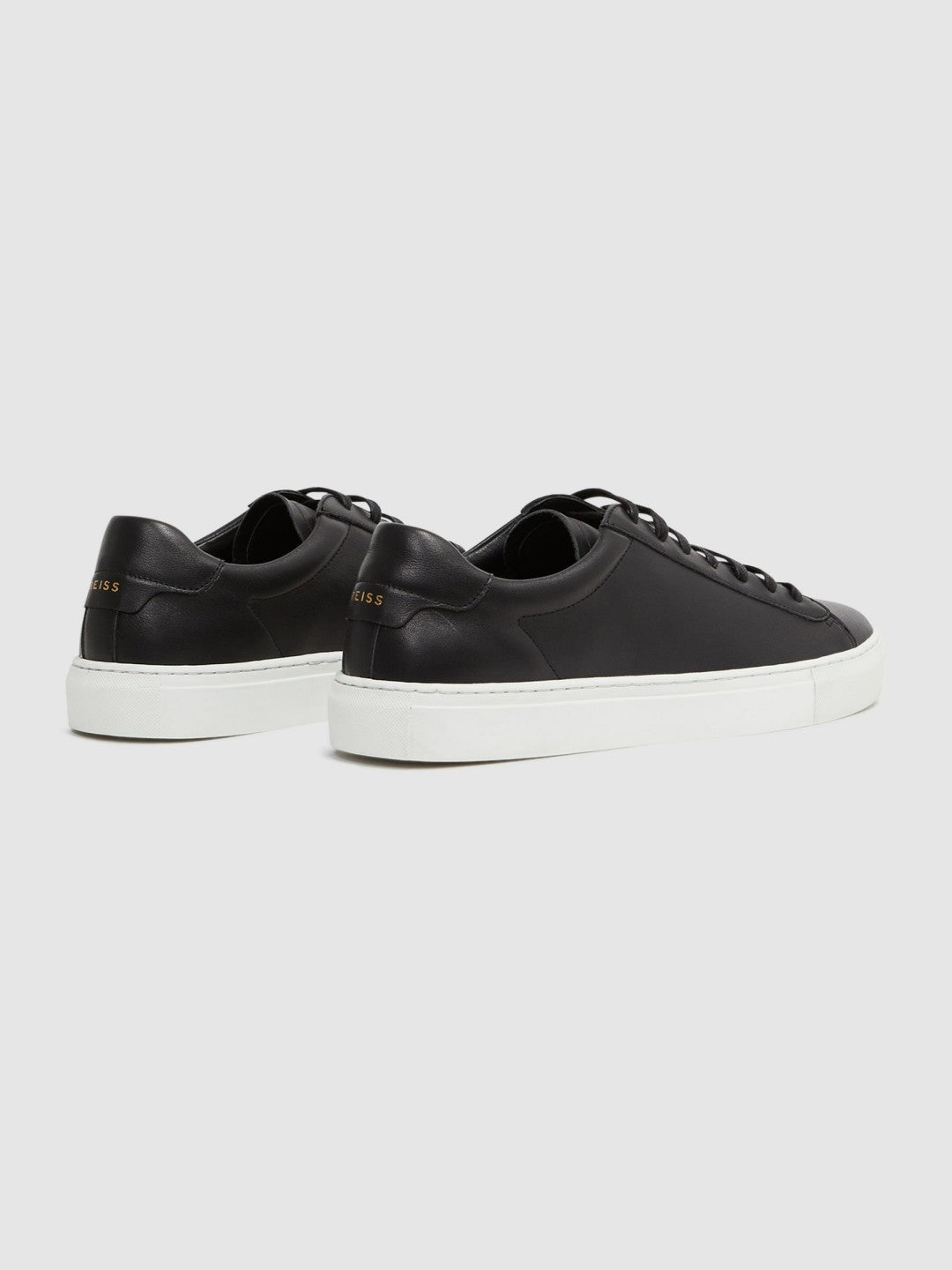 Men Leather Low-Top Trainers in Black
