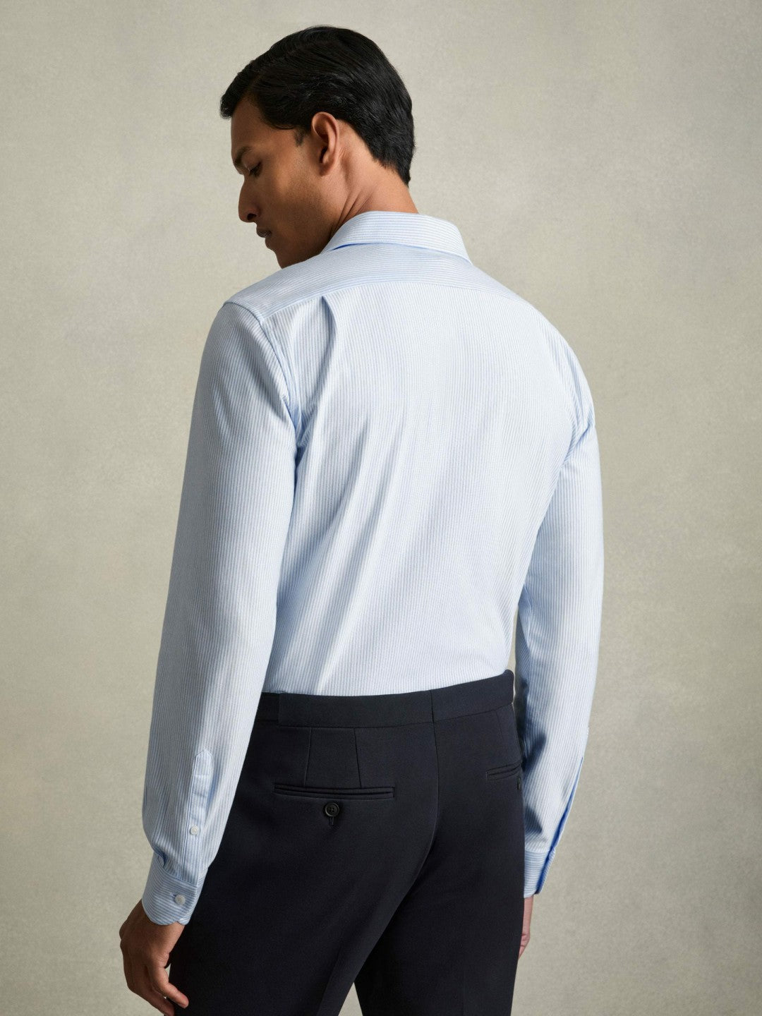 Men Cotton-Blend Cutaway-Collar Striped Shirt in Blue Stripe