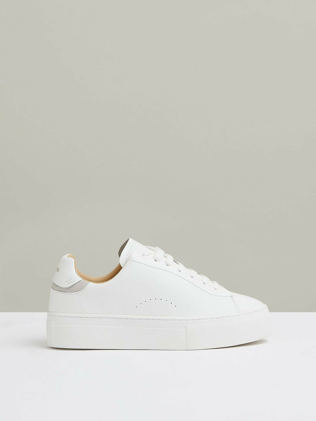 Women Leather Low-Top Trainers in White