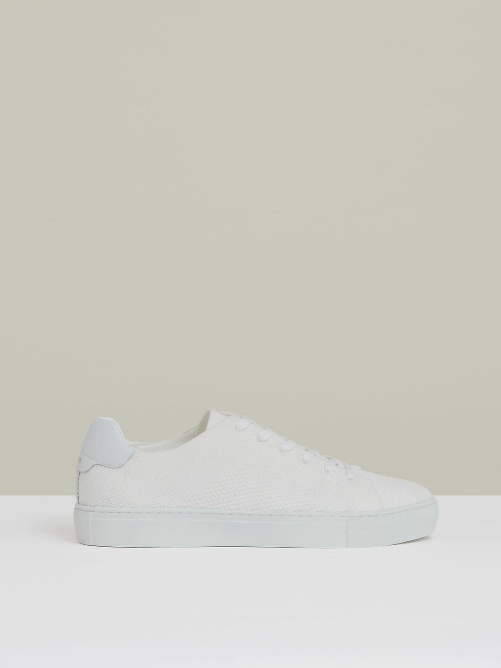Men Knitted Low-Top Trainers in White