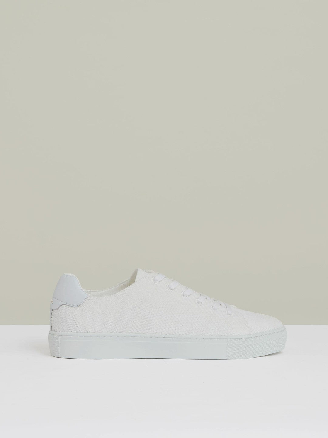 Men Knitted Low-Top Trainers in White