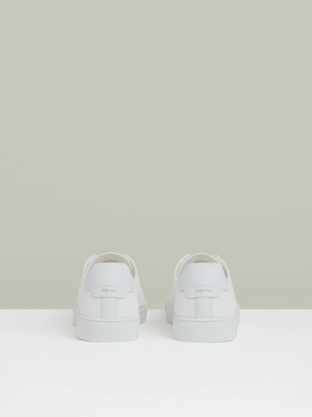 Men Knitted Low-Top Trainers in White
