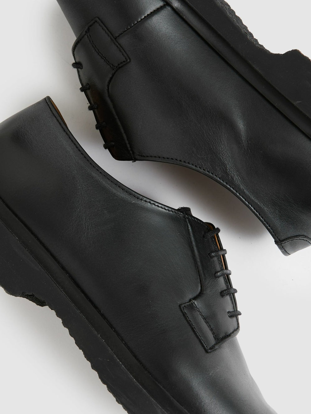 Men Leather Lace-Up Derby Shoes in Black
