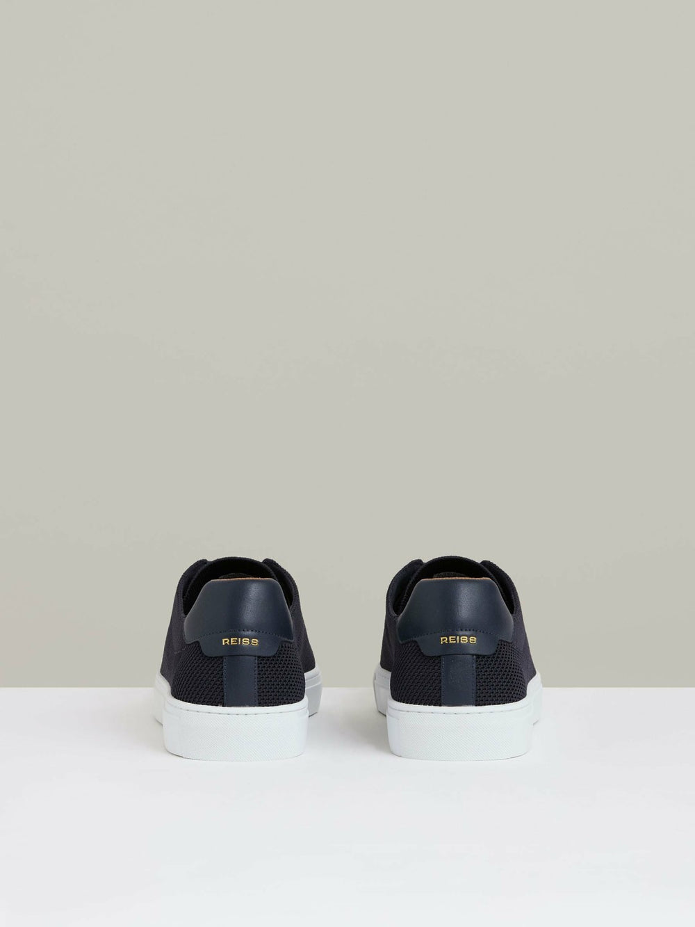 Men Knitted Low-Top Trainers in Navy