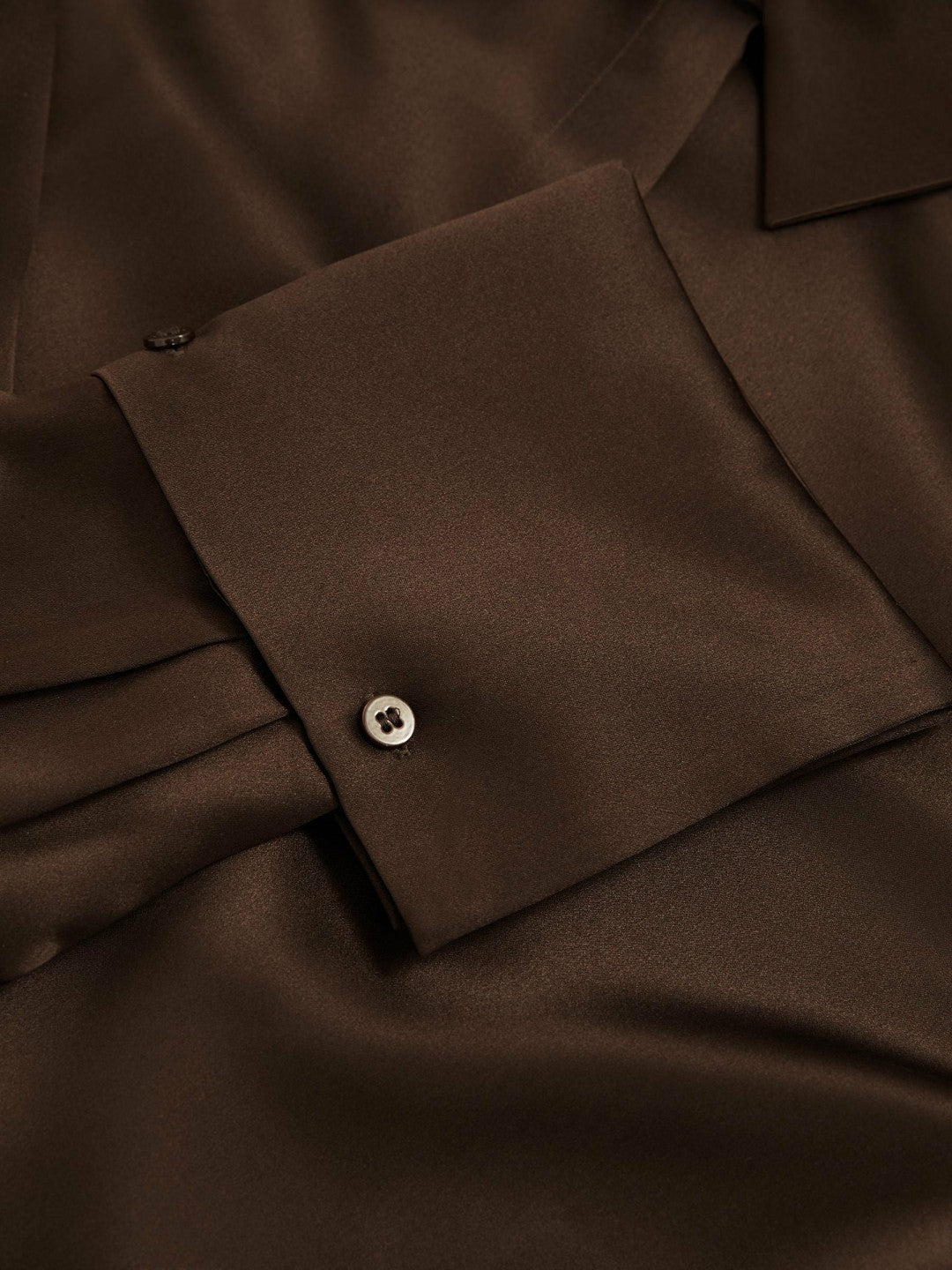 Women Silk Double-Cuff Button-Through Shirt in Chocolate