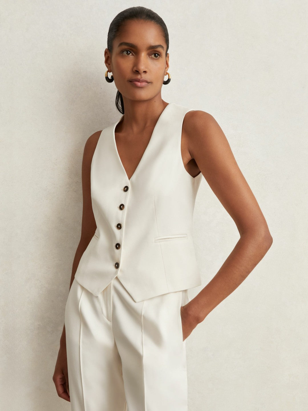 Women Single Breasted Tailored Waistcoat in Cream