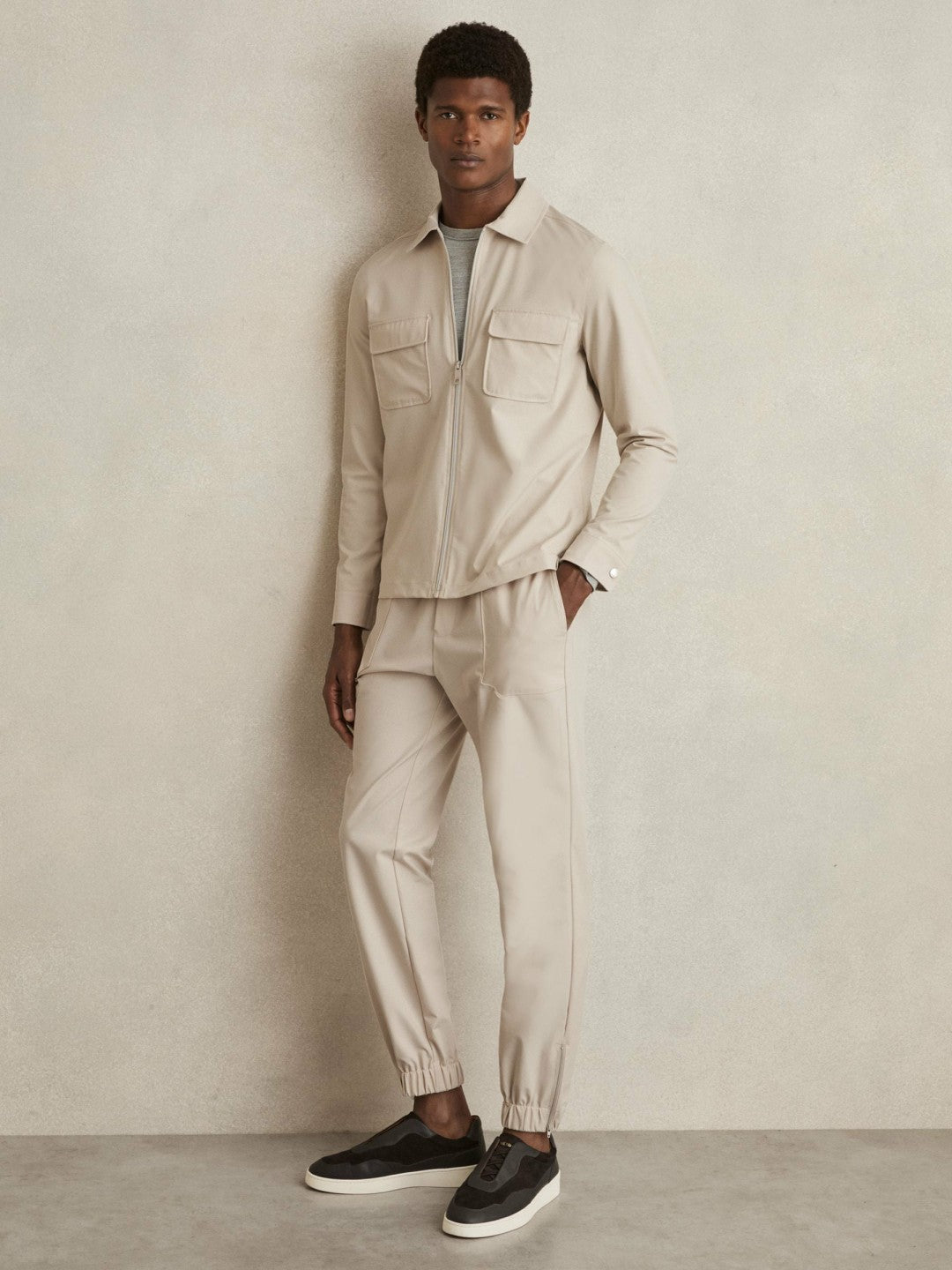 Men Drawstring Technical Cuffed Trousers in Stone