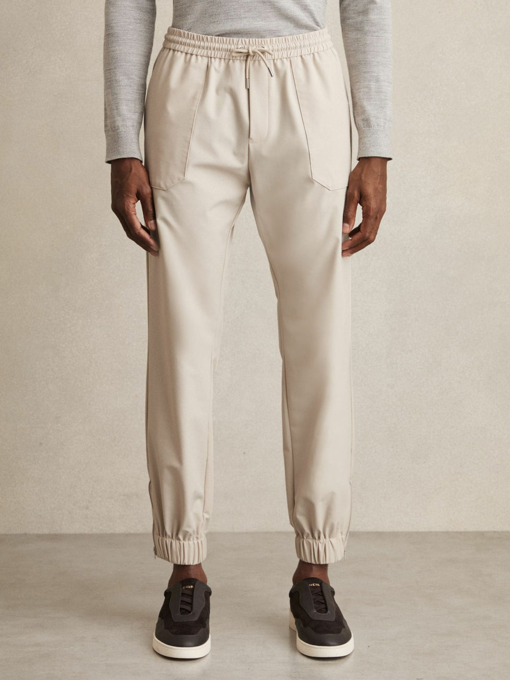 Men Drawstring Technical Cuffed Trousers in Stone