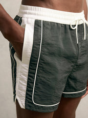 Men Colour-Block Piped-Trim Swim Shorts in Dark Green/White