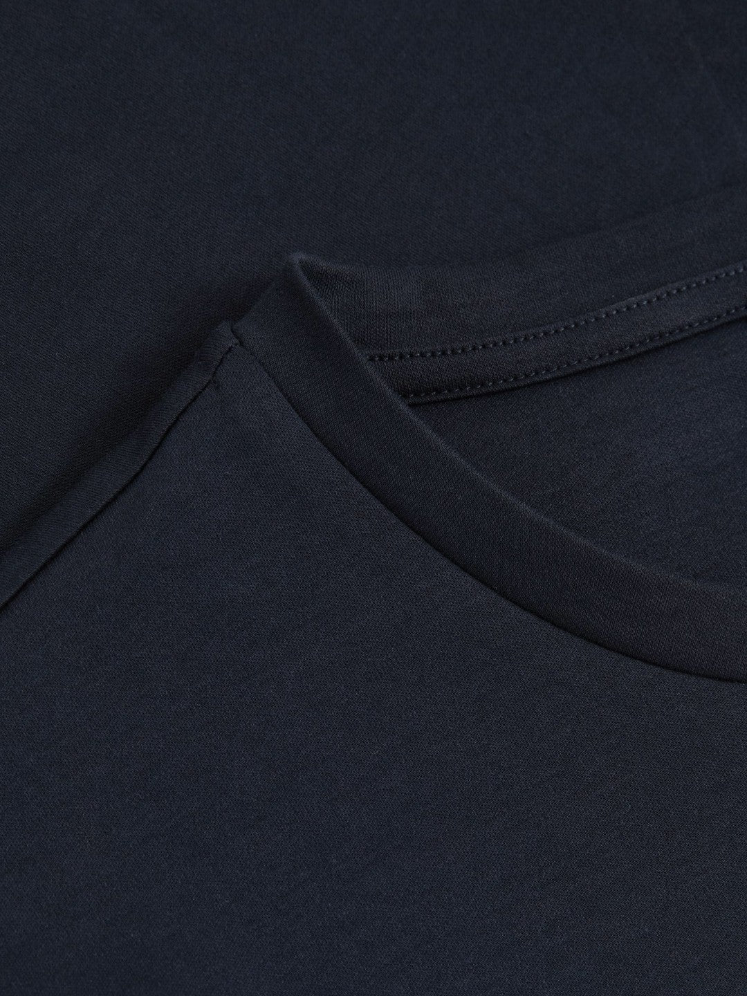 Men Cotton Sports-Fit T-Shirt in Navy