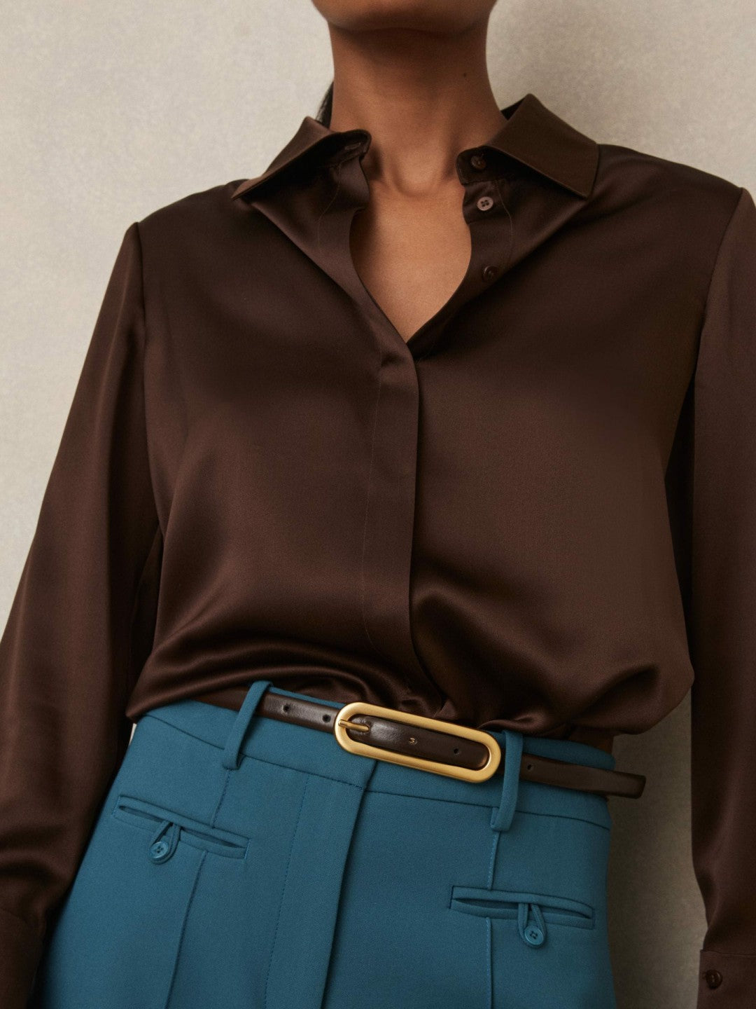 Women Thin Leather Elongated Buckle Belt in Chocolate