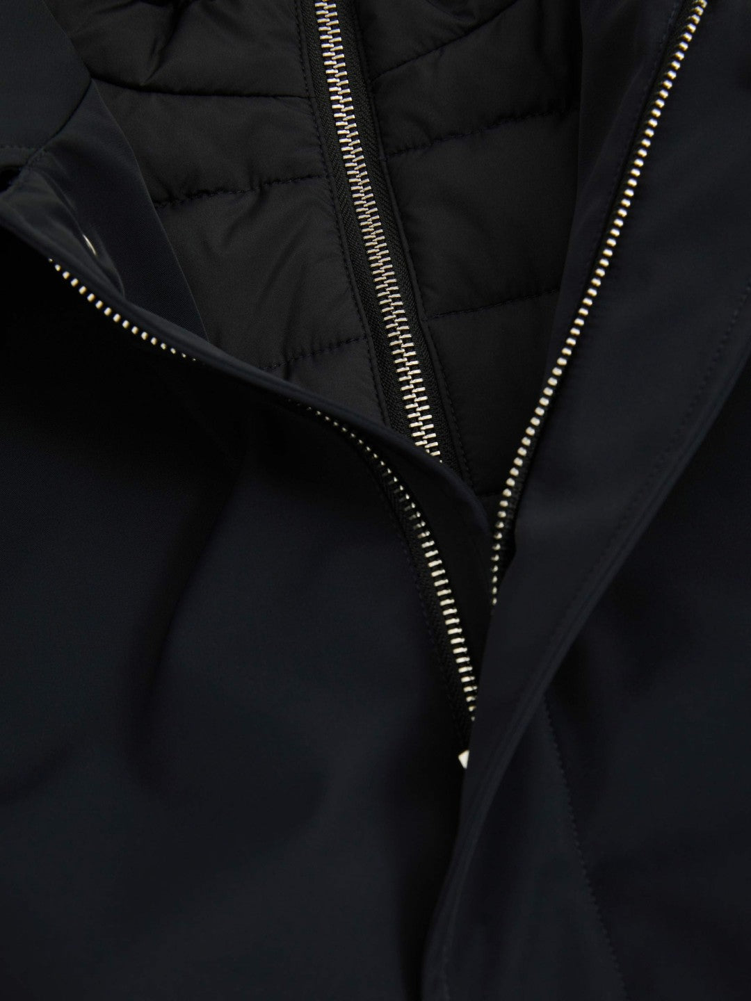 Men Hybrid Removable Funnel Neck Overcoat in Navy
