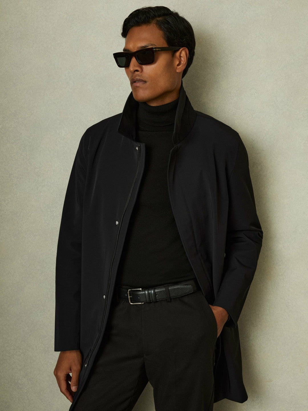 Men Hybrid Removable Funnel Neck Overcoat in Black