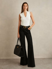 Women Knitted Sleeveless V-Neck Vest in Ivory