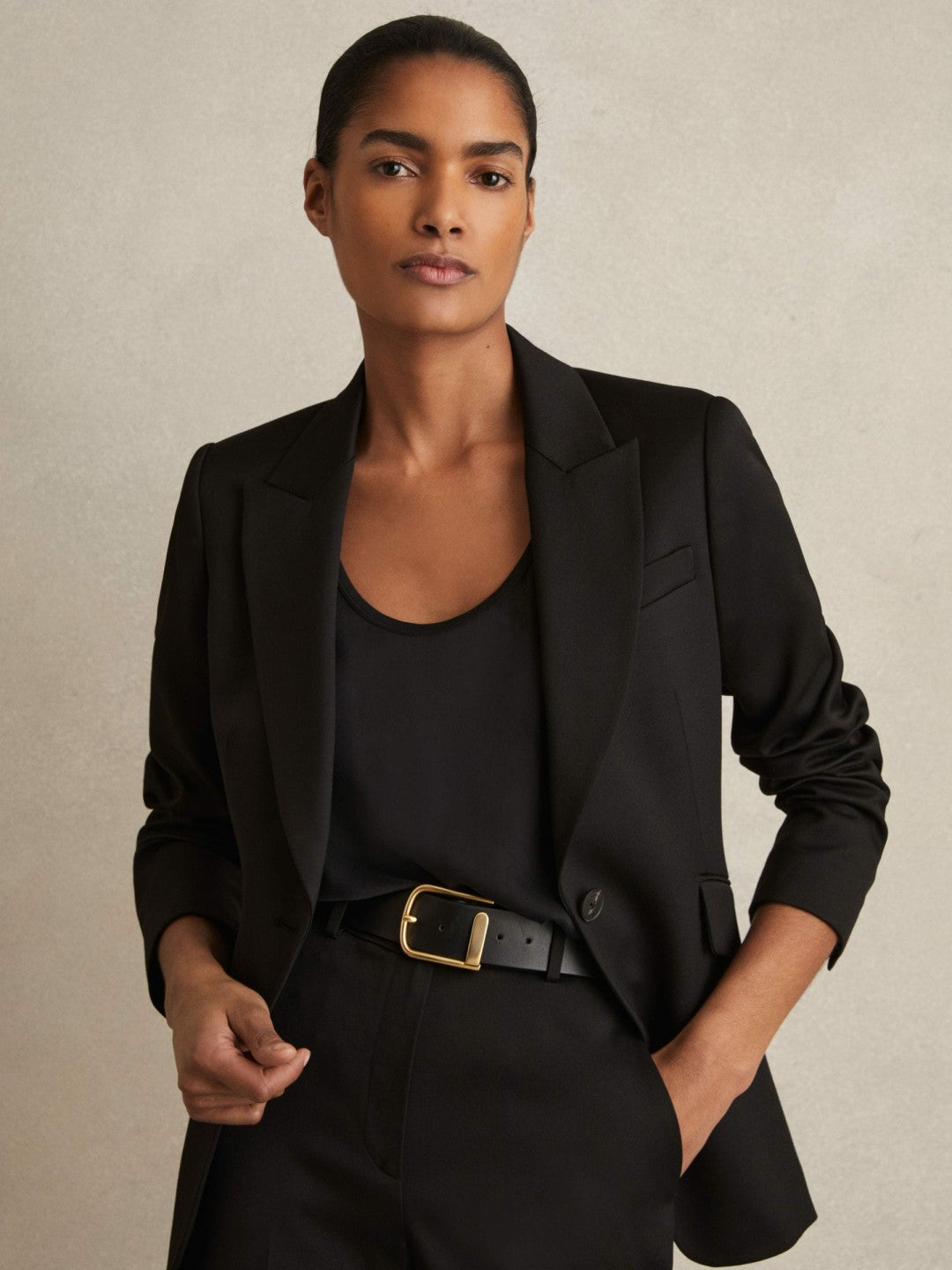 Women Leather Half Keeper Belt in Black