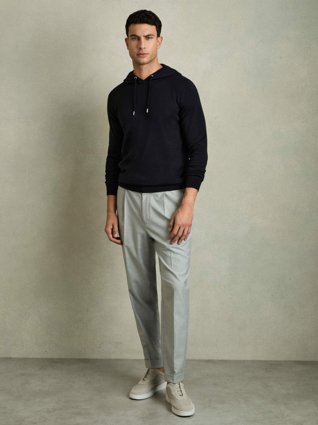 Men Merino Wool Drawstring Hoodie in Navy