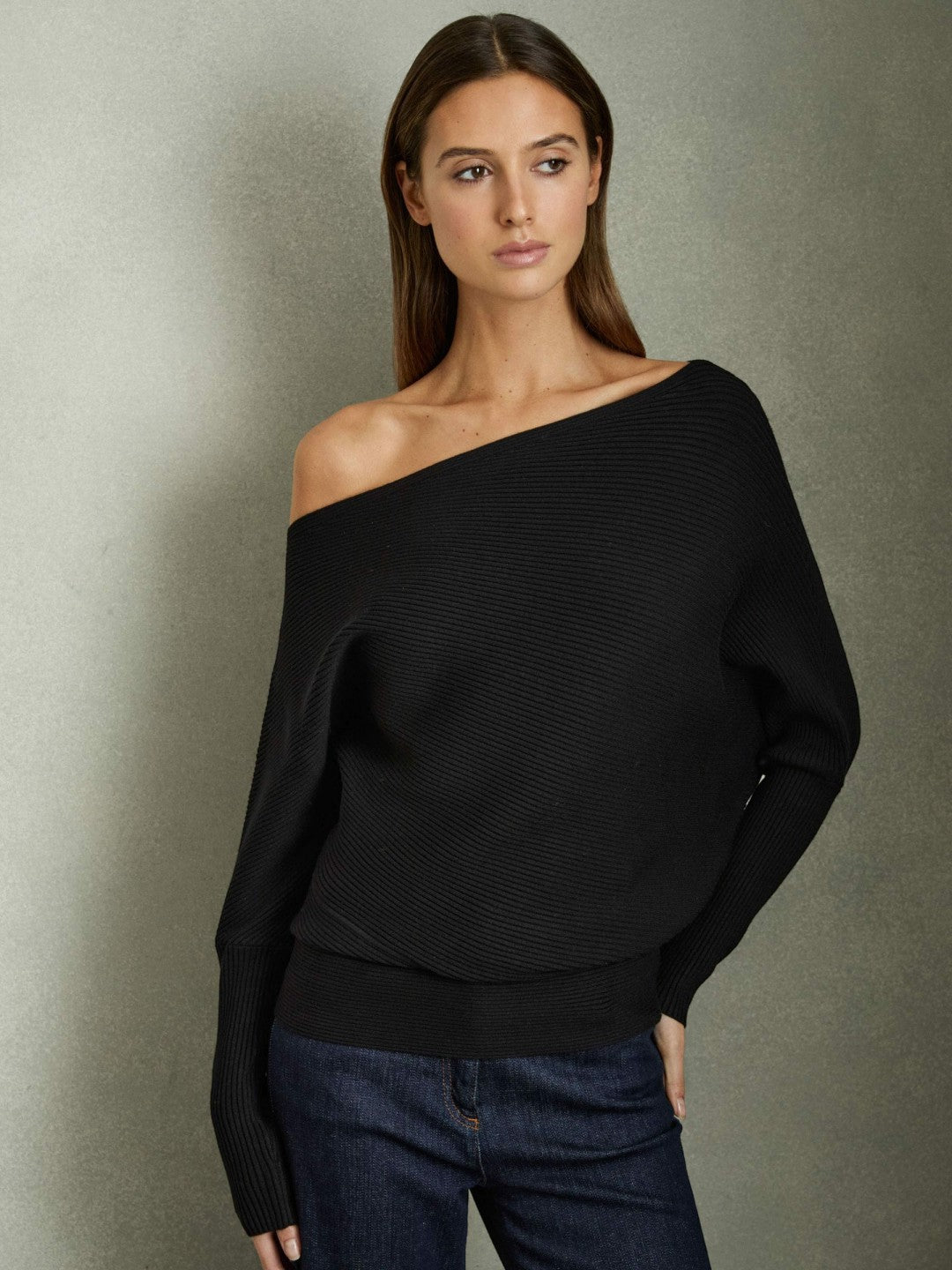 Women Asymmetric Draped Knitted Jumper in Black