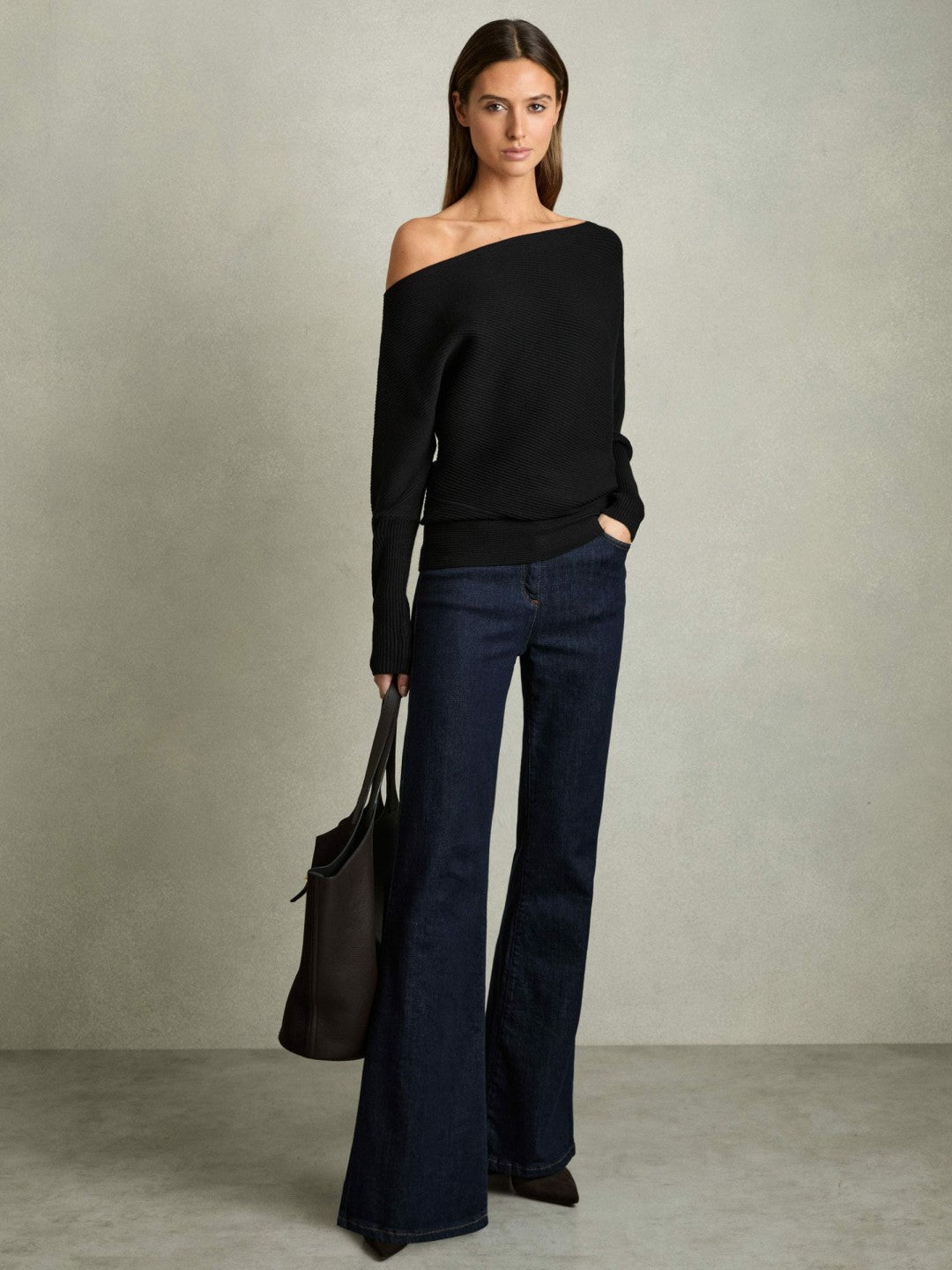 Women Asymmetric Draped Knitted Jumper in Black