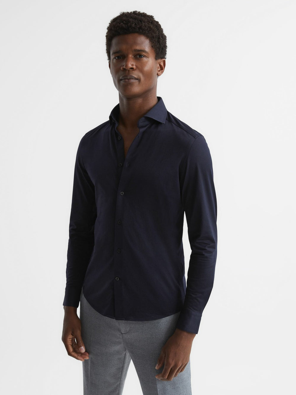 Men Cotton-Blend Jersey Cutaway-Collar Shirt in Navy