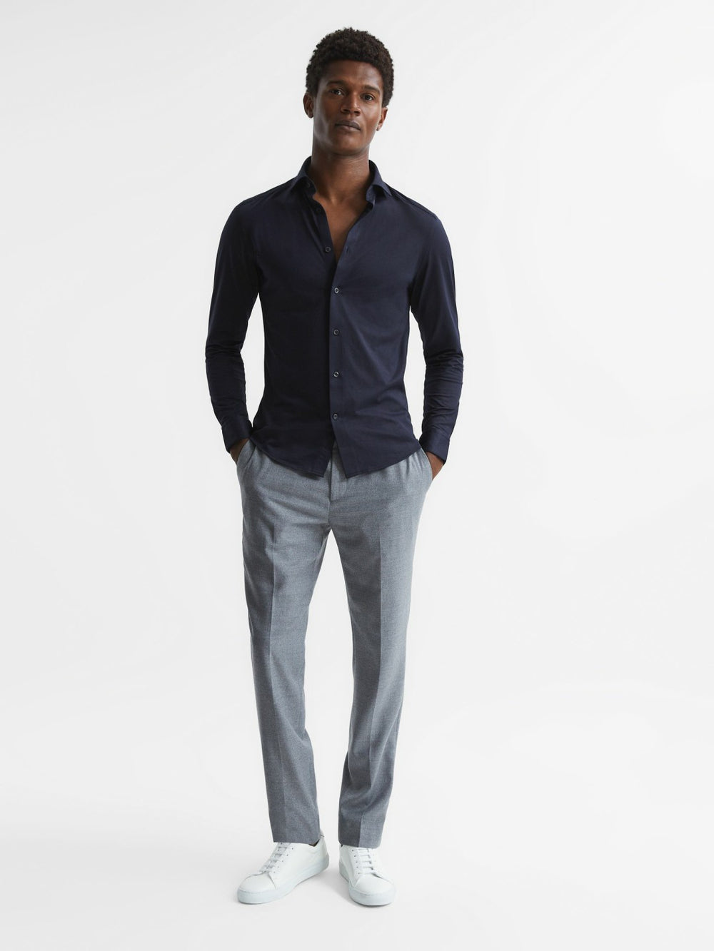Men Cotton-Blend Jersey Cutaway-Collar Shirt in Navy