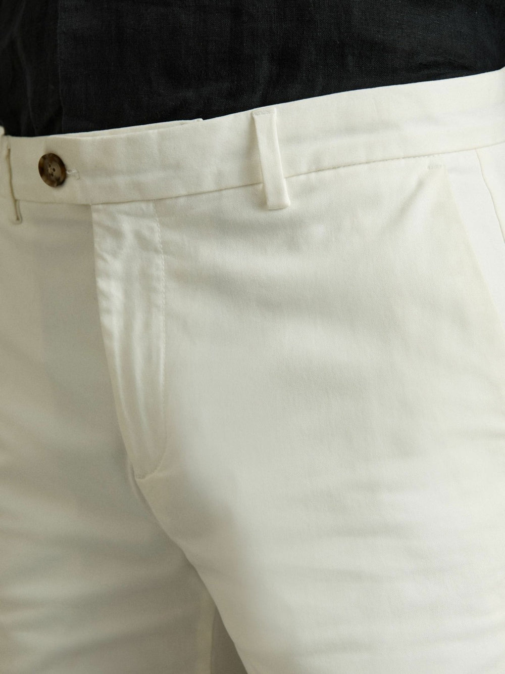 Men Short Length Casual Chino Shorts in White