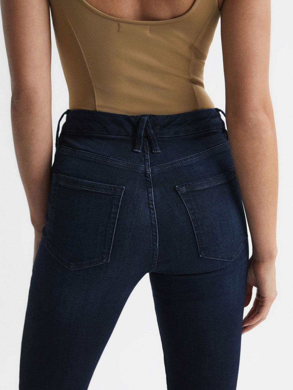 Women Good American Sculpting Skinny Jeans in Indigo