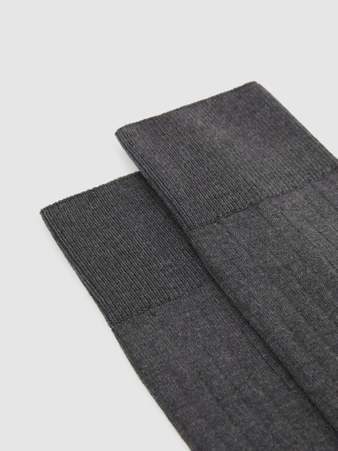 Men Ribbed Socks in Charcoal