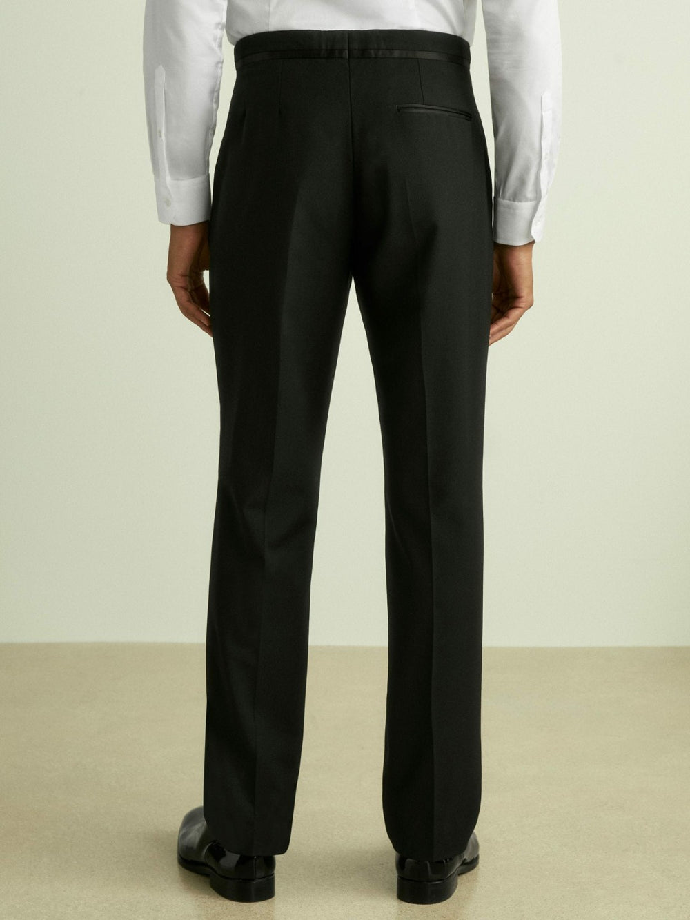Men Modern Fit Tuxedo Trousers in Black