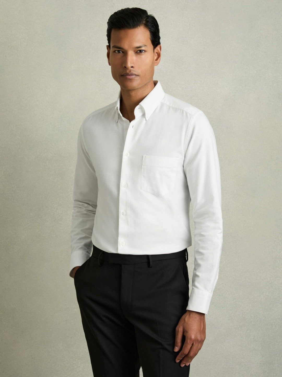 Men Slim-Fit Button-Down Collar Cotton Oxford Shirt in White