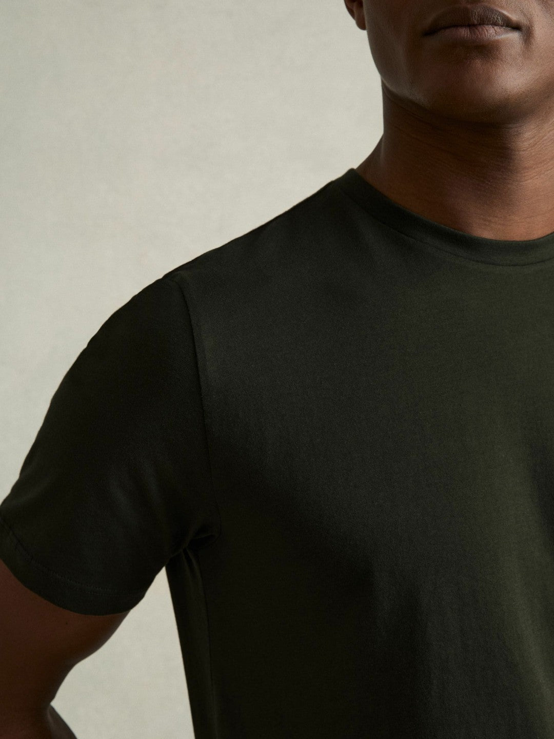 Men Cotton Crew Neck T-Shirt in Oxidised Green