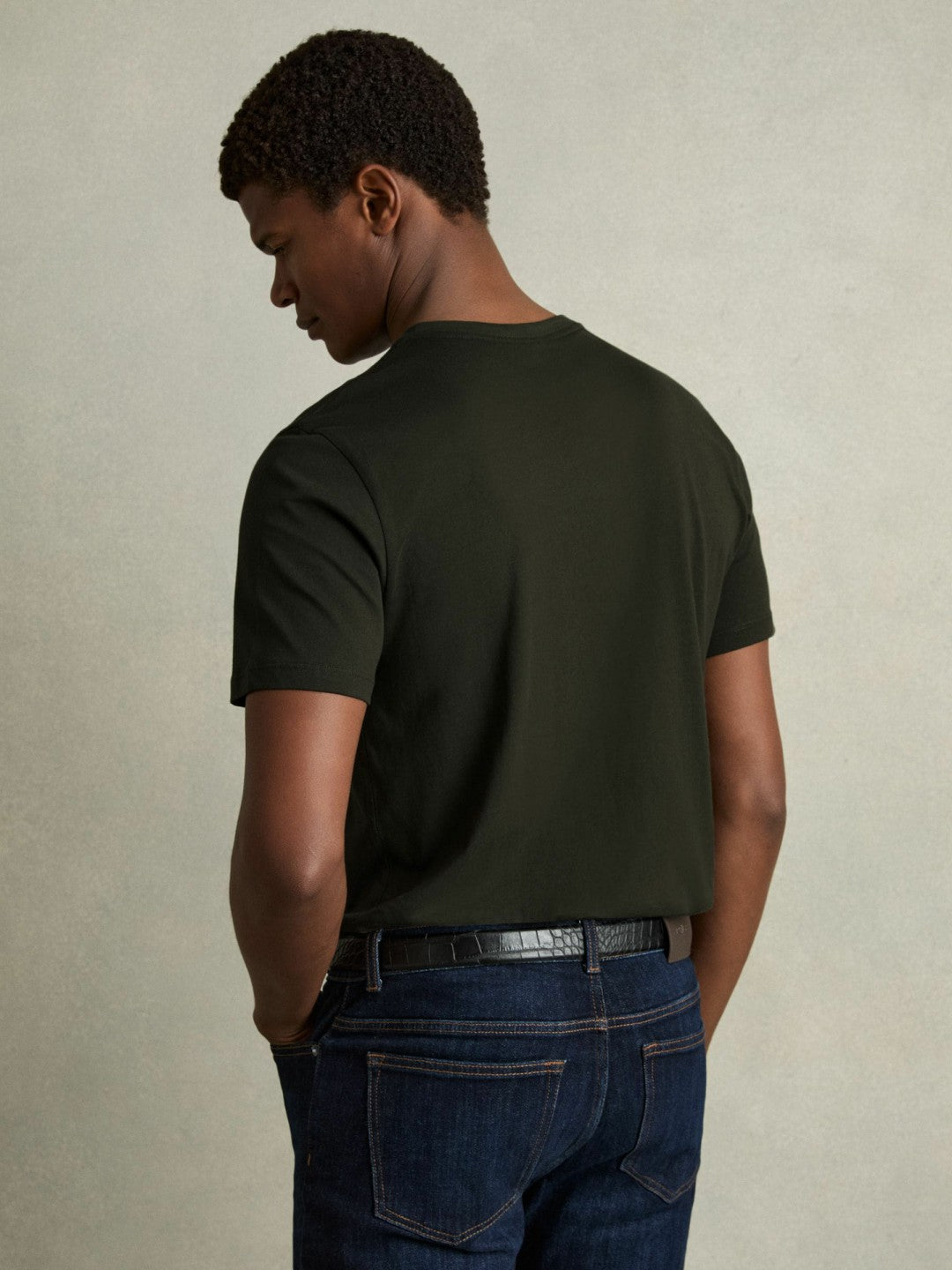 Men Cotton Crew Neck T-Shirt in Oxidised Green