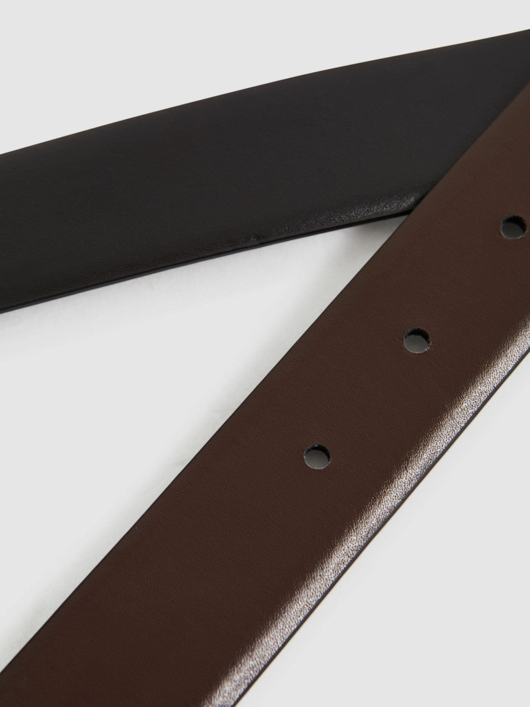 Men Reversible Leather Belt in Black/Dark Brown
