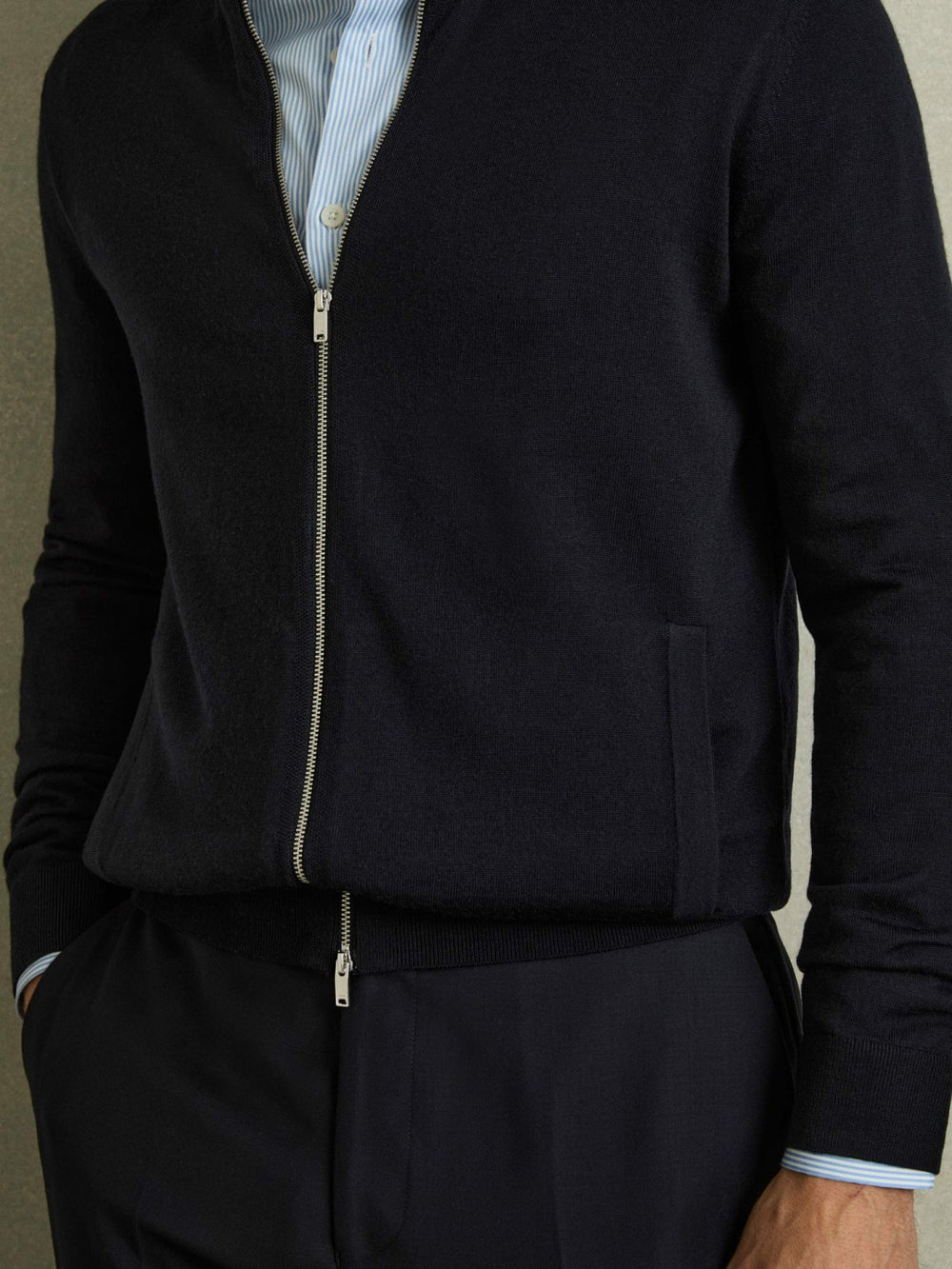 Men Merino Wool Zip-Through Cardigan in Navy