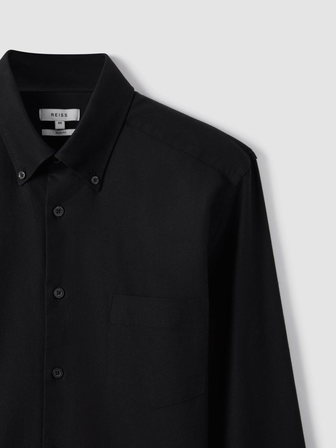 Men Slim-Fit Button-Down Collar Cotton Oxford Shirt in Black