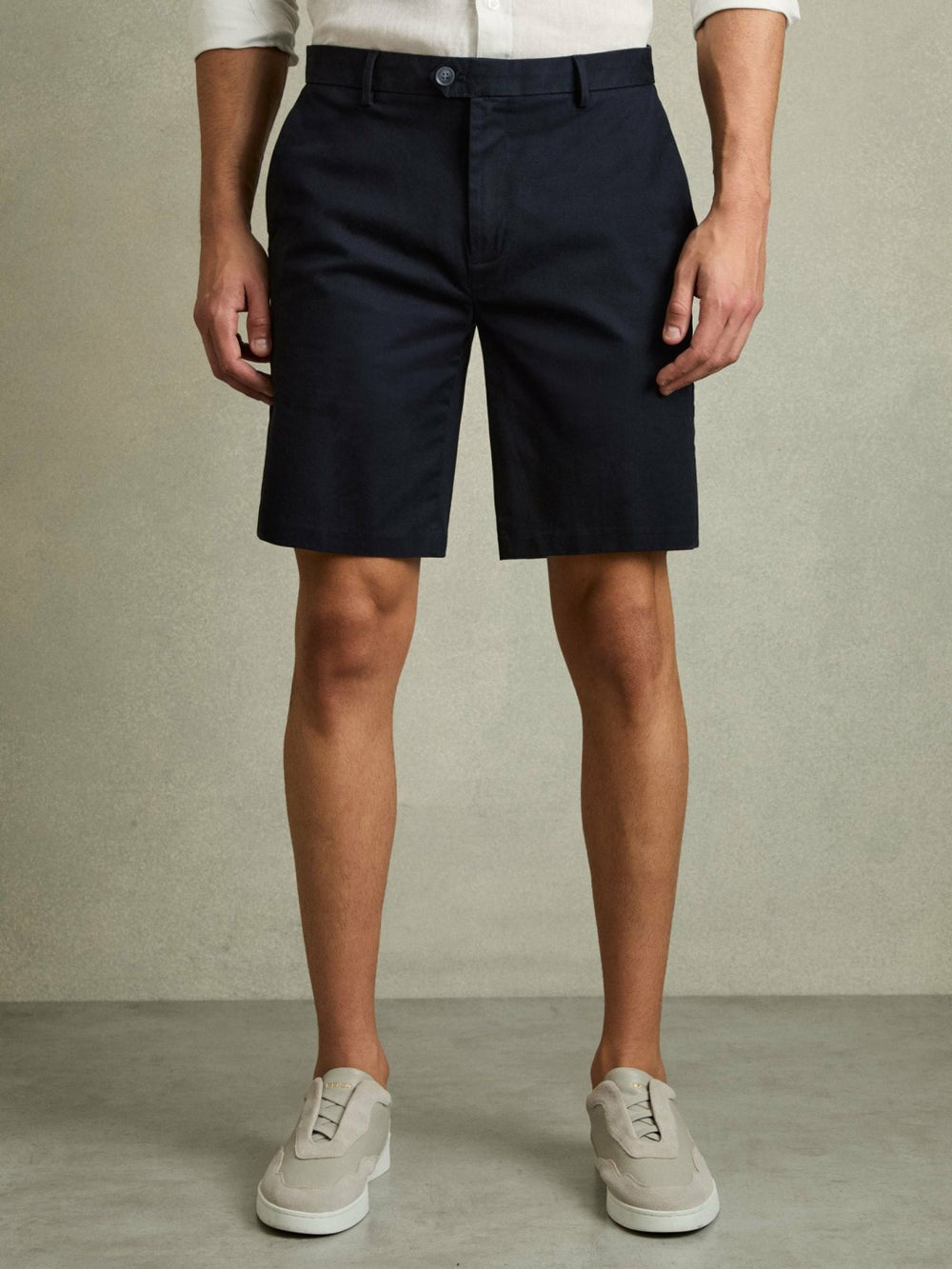 Men Cotton Chino Shorts with Stretch in Navy