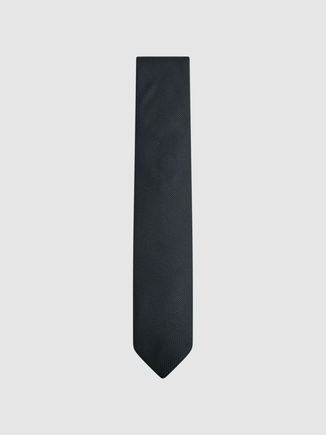 Men Textured Silk Blend Tie in Navy