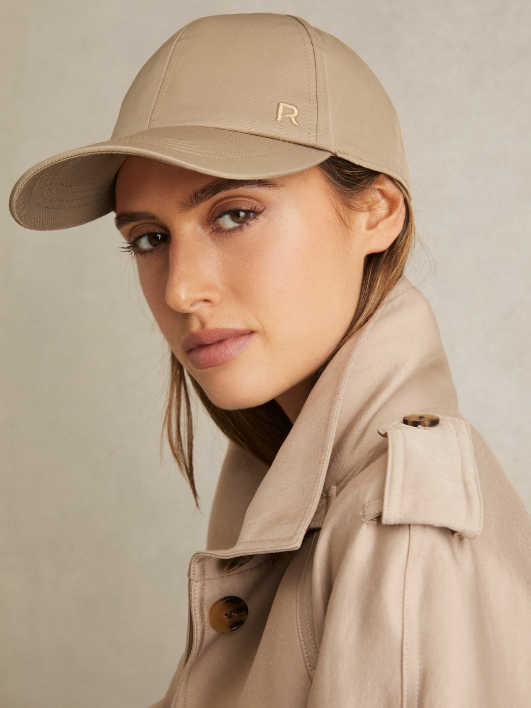 Women Logo-Embroidered Baseball Cap in Taupe