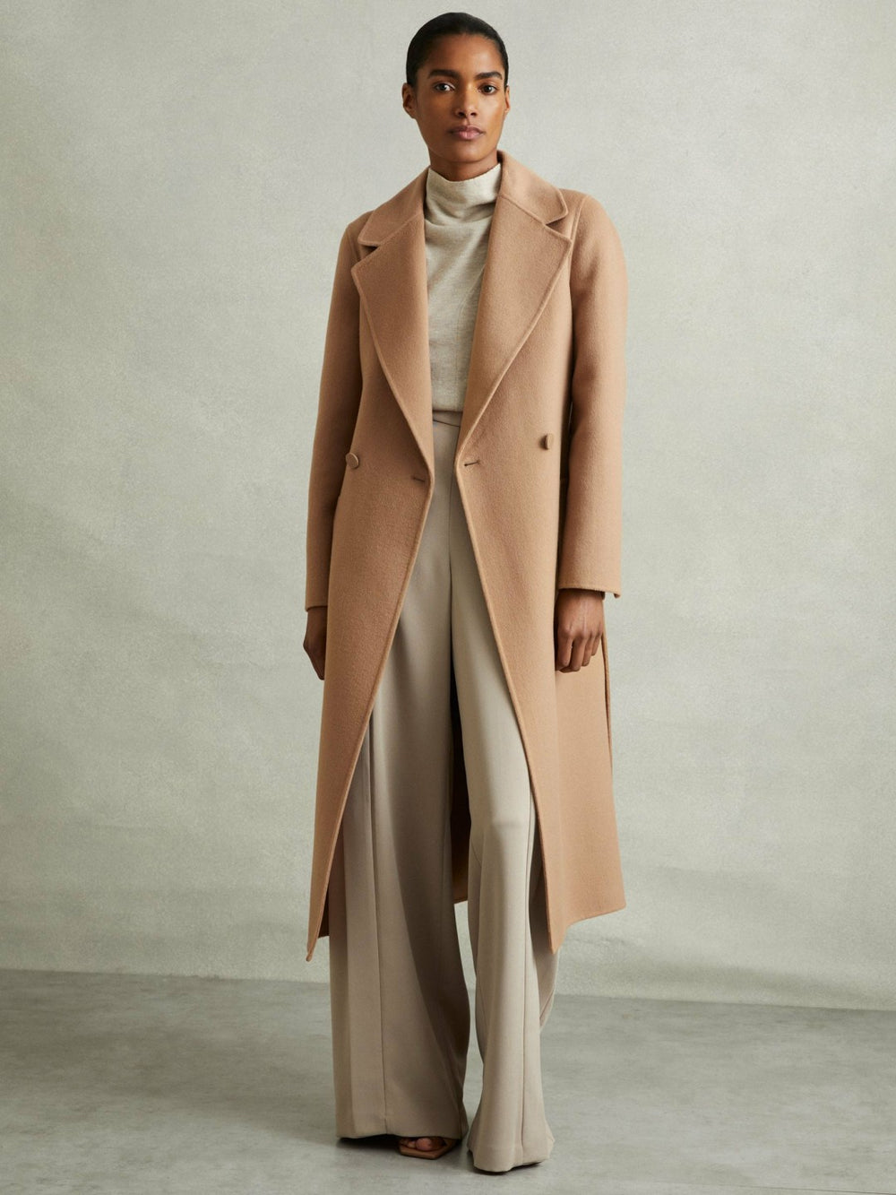 Women Wool Blend Double Breasted Blindseam Coat in Light Camel