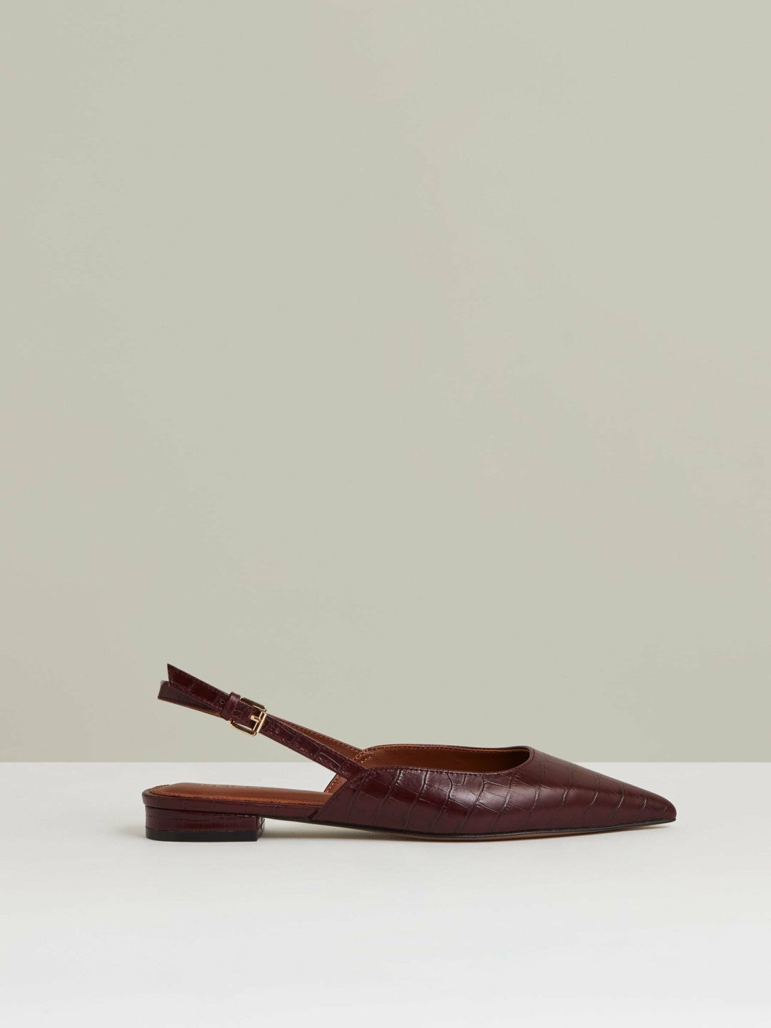 Women Leather Slingback Ballerina Pumps in Oxblood