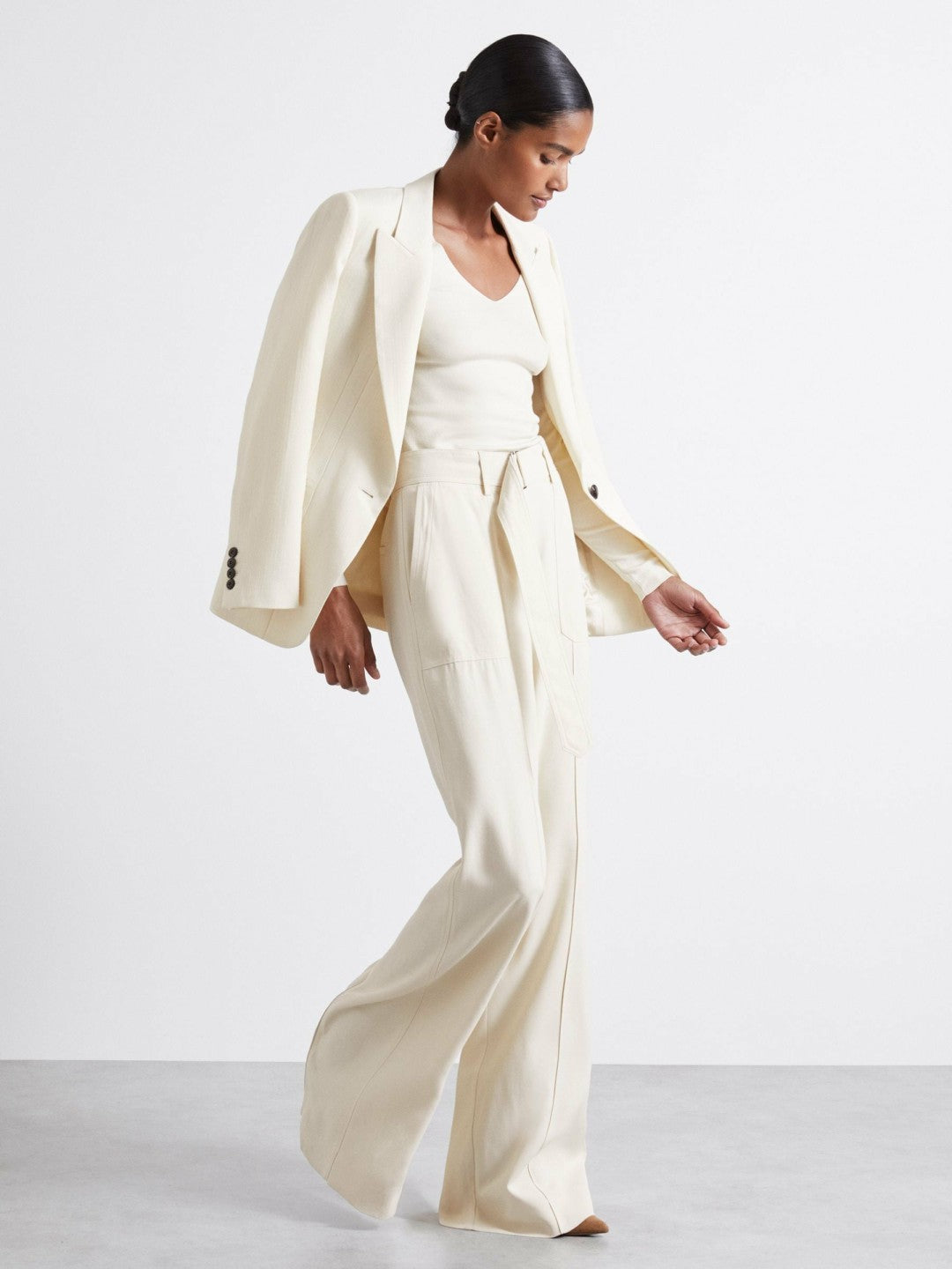Women Atelier Knitted Silk-Blend Top in Off White